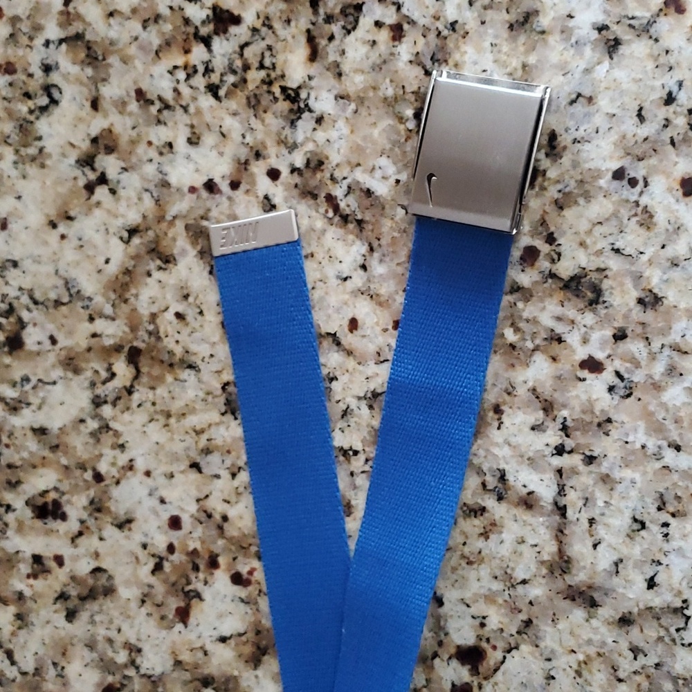 Blue Nike Golf belt